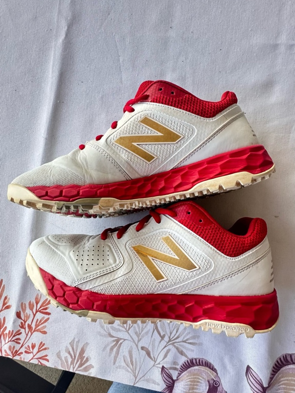 New Balance Women's Fresh Foam Velo v1. Size 8.5 - Picture 3 of 9